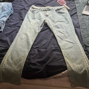 A&F stretch straight jeans